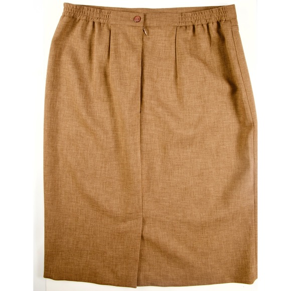 Alfred Dunner Women's Brown Textured Pencil Skirt with Gold Buckle Detail Sz 10 - Picture 4 of 9